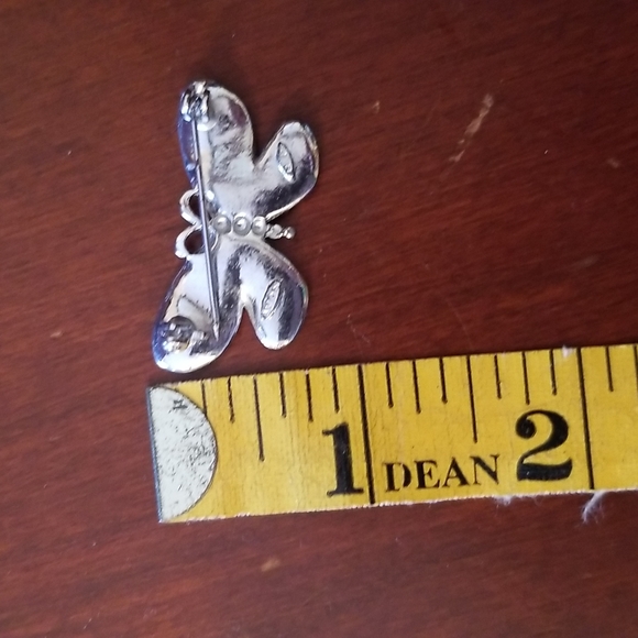 Avon Vintage Pink and Blue Butterfly Pins (set of 2) - Picture 5 of 7